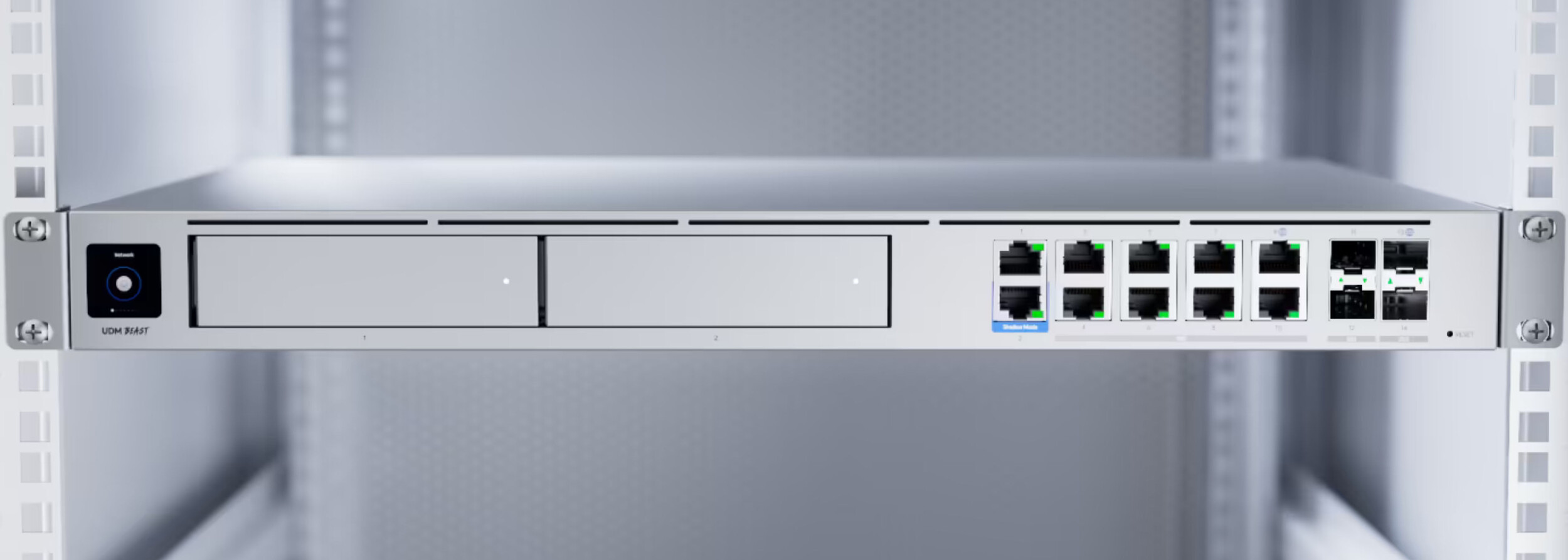 UniFi Dream Machine Beast Cloud Gateway im Rack  Image © Ubiquiti
