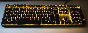 MSI Strike 600 Farbe Gelb MSI Strike 600 Farbe Gelb