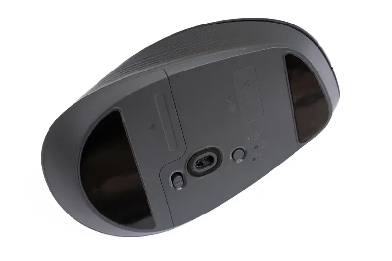 Logitech Signature Comfort Plus Combo MK880 Maus M850L Unterseite2 Logitech Signature Comfort Plus Combo MK880 Maus M850L Unterseite2
