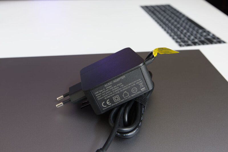 AceMagic RX16 R9 AC Adpter 2 AceMagic RX16 R9 AC Adpter 2