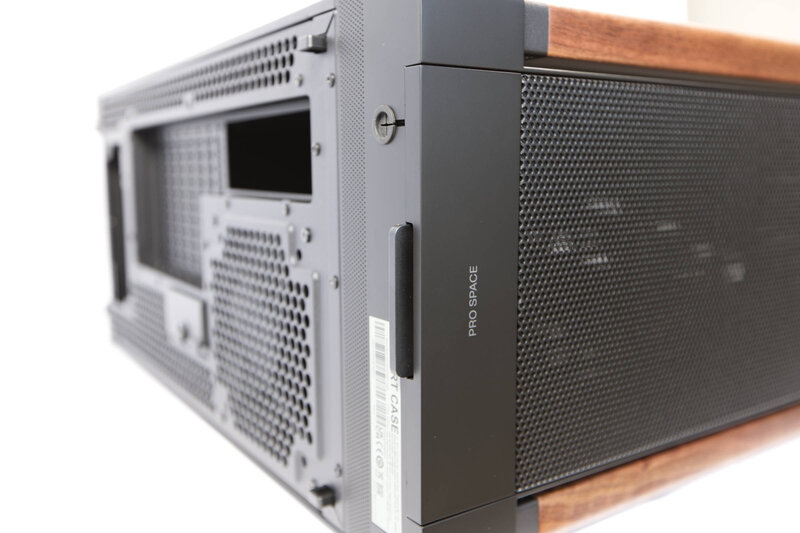 ASUS ProArt PA602 Wood Edition Top Panel entfernen ASUS ProArt PA602 Wood Edition Top Panel entfernen