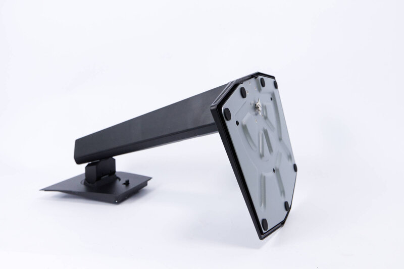 MSI MAG 321UP QD OLED Fussaufbau 2