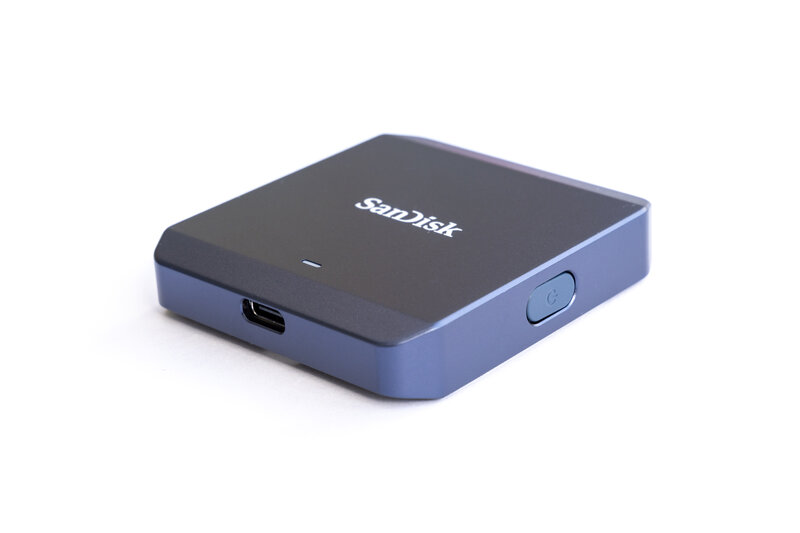 SanDisk PRO CINEMA CFexpress Type B Recorder Schalter