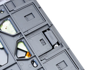 UGREEN DXP4800 Pro HDD lock