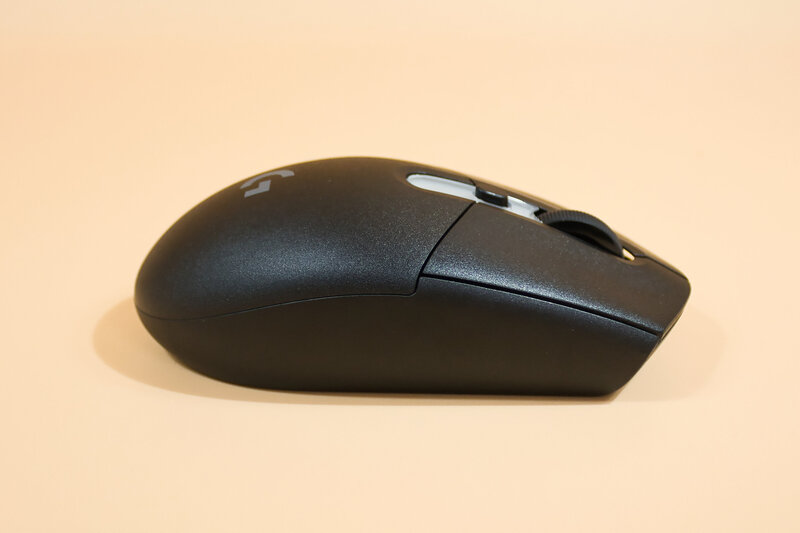 Logitech G305 X Superlight: Left Side View Logitech G305 X Superlight: Left Side View