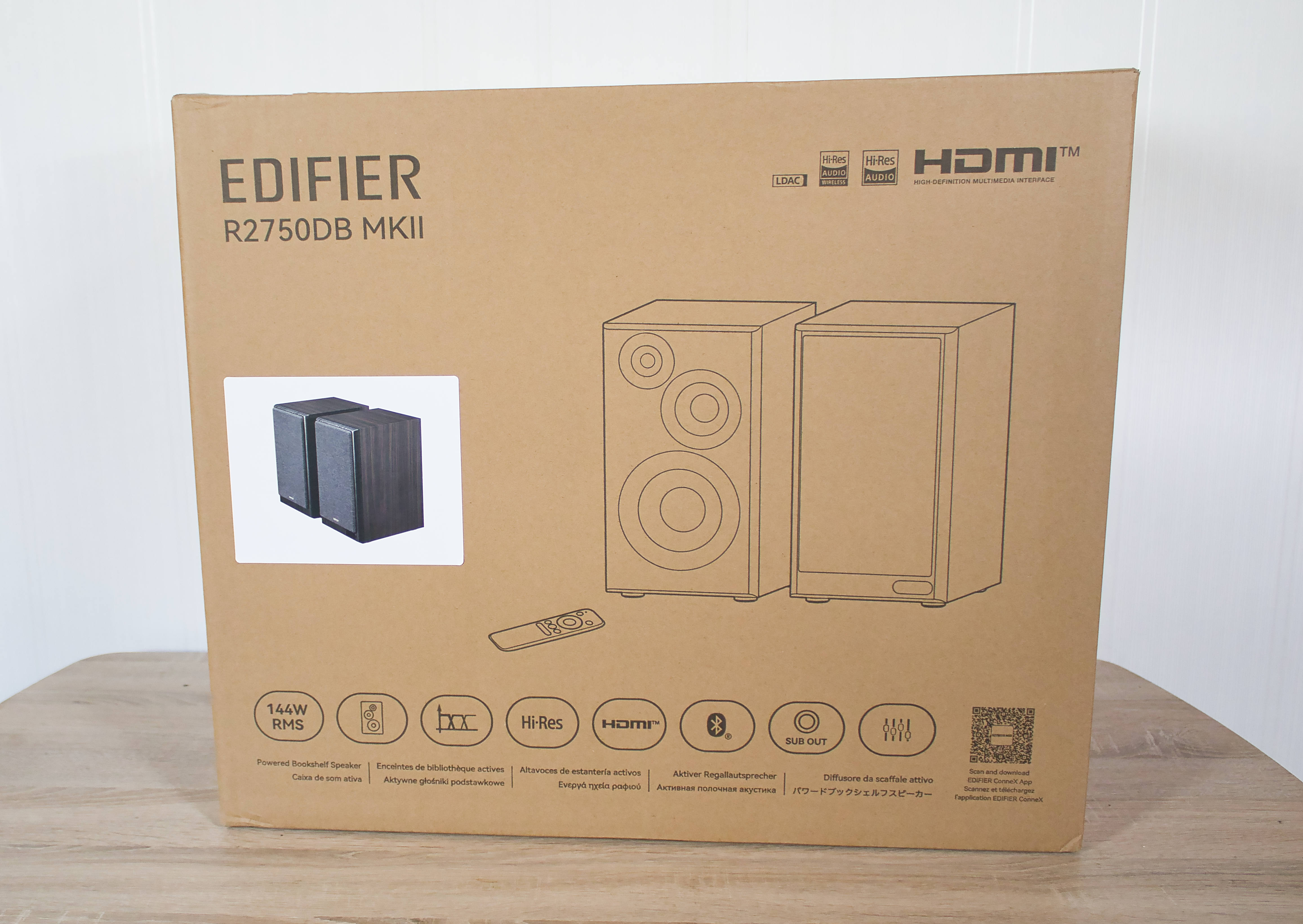 Edifier R2750DB MKII Verpackung Front Edifier R2750DB MKII Verpackung Front