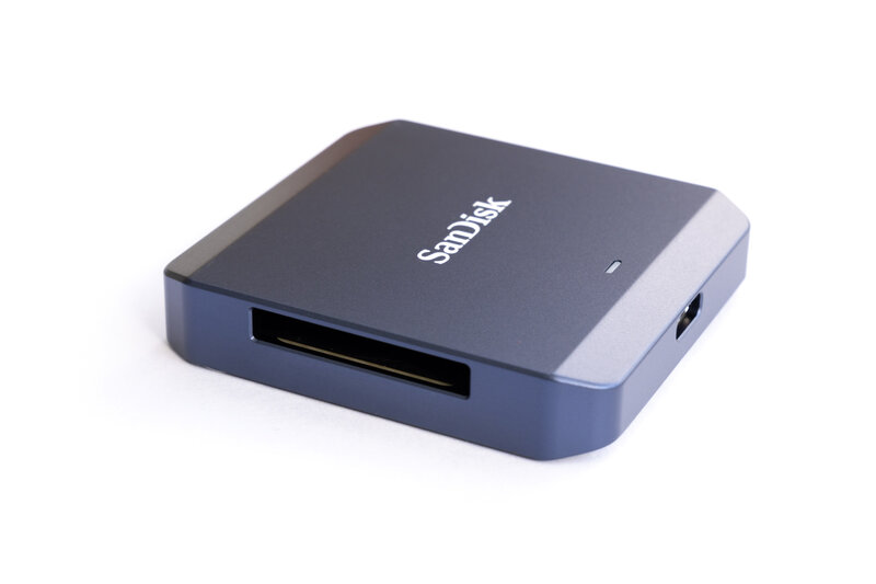 SanDisk PRO CINEMA CFexpress Type B Recorder CFexpress Slot
