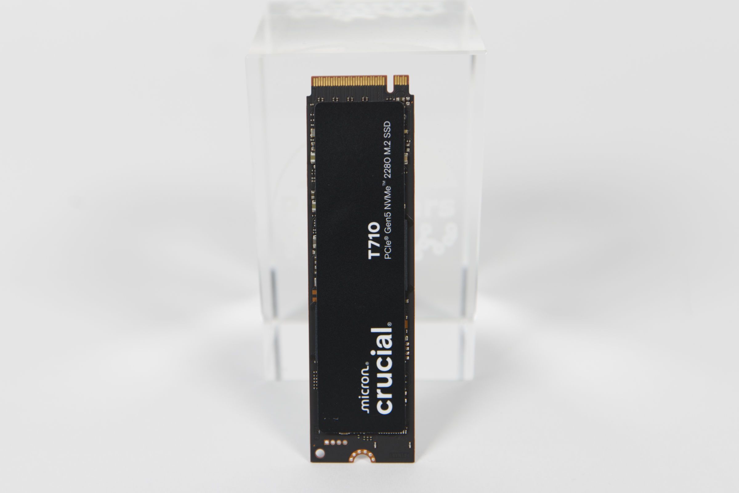 Crucial T710 Review