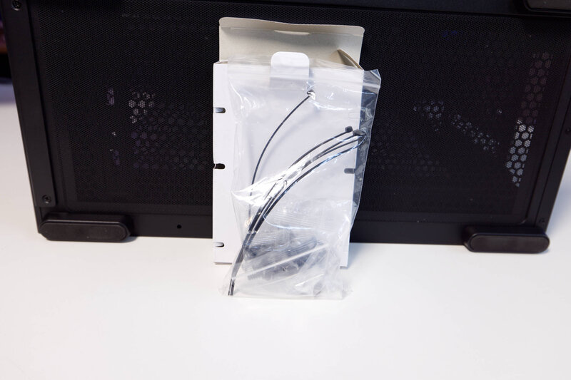 NZXT S5 RGB Package Contents