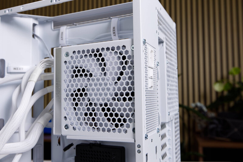 NZXT H6 RGB Netzteileinbau NZXT H6 RGB Netzteileinbau