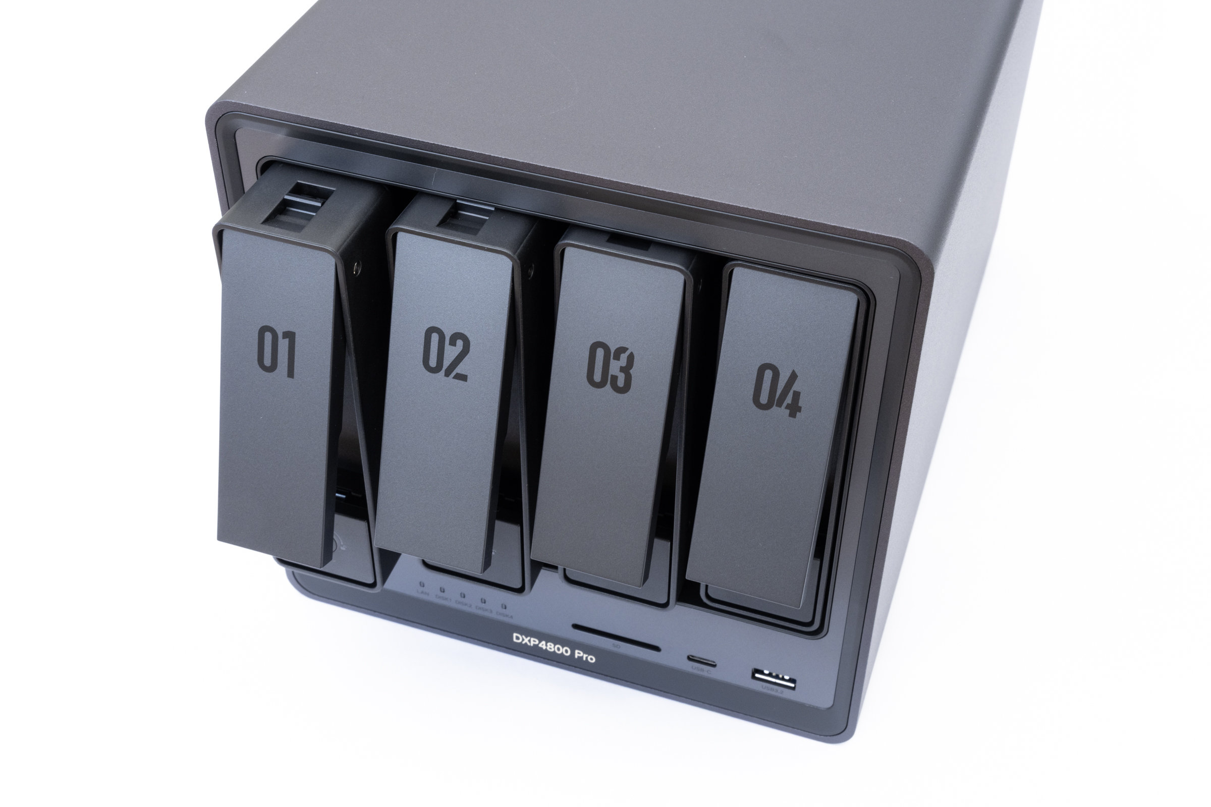 UGREEN DXP4800 Pro Tray Locks UGREEN DXP4800 Pro Tray Locks