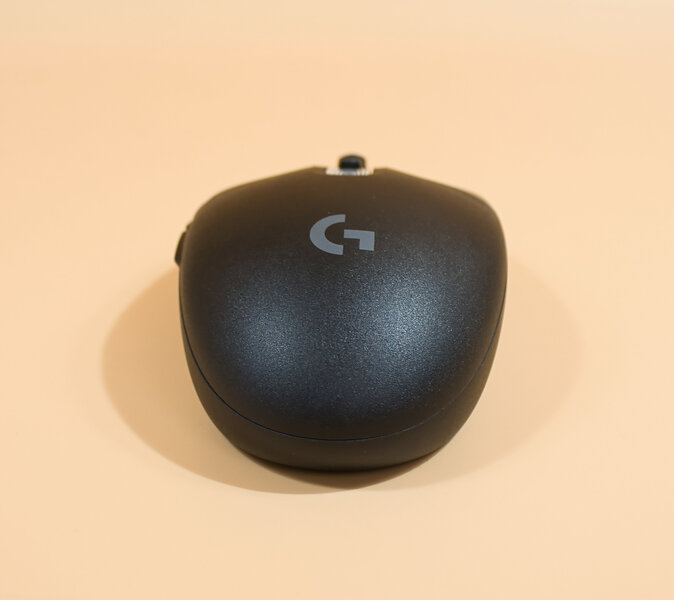 Logitech G305 X Superlight: Rear View Logitech G305 X Superlight: Rear View