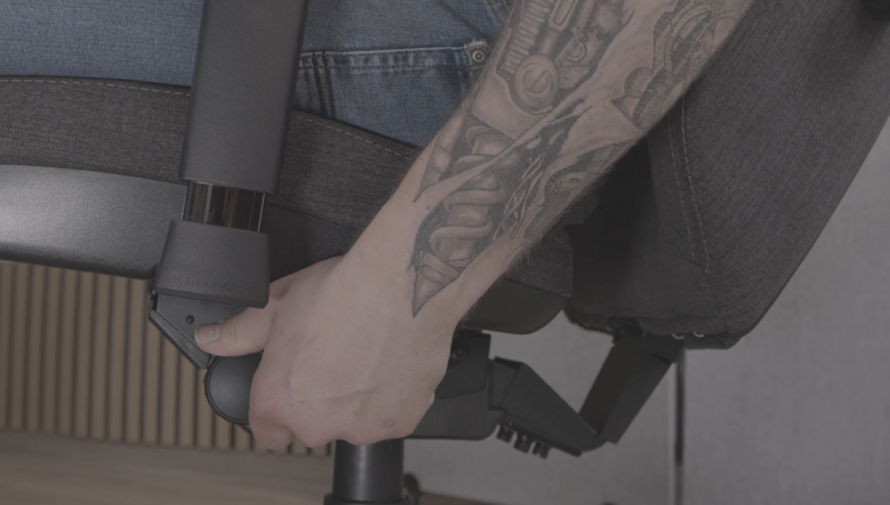 noblechairs AURA - Neigungseinstellung
