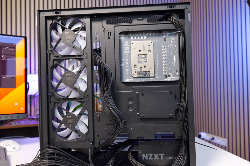 NZXT S5 RGB Cable Management 2