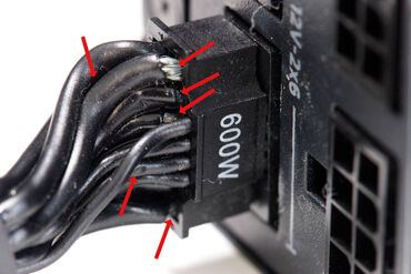 MSI GeForce RTX 5090 Gaming Trio OC PSU geschmolzen MSI GeForce RTX 5090 Gaming Trio OC PSU geschmolzen