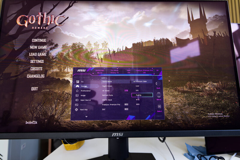 MSI MAG 321UPDE OSD Gaming Racing