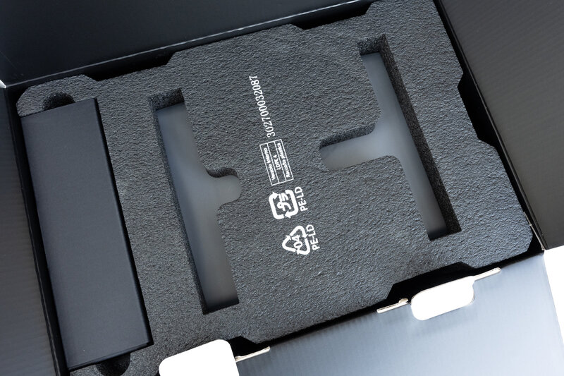 UGREEN DXP4800 GT Innenverpackung UGREEN DXP4800 GT Innenverpackung