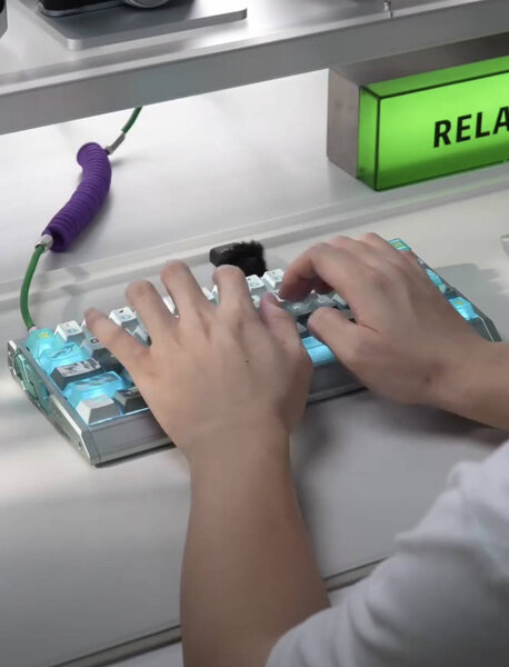 Ghost in the Shell Edition EV63 Hall Effect Tastatur 2 Ghost in the Shell Edition EV63 Hall Effect Tastatur 2