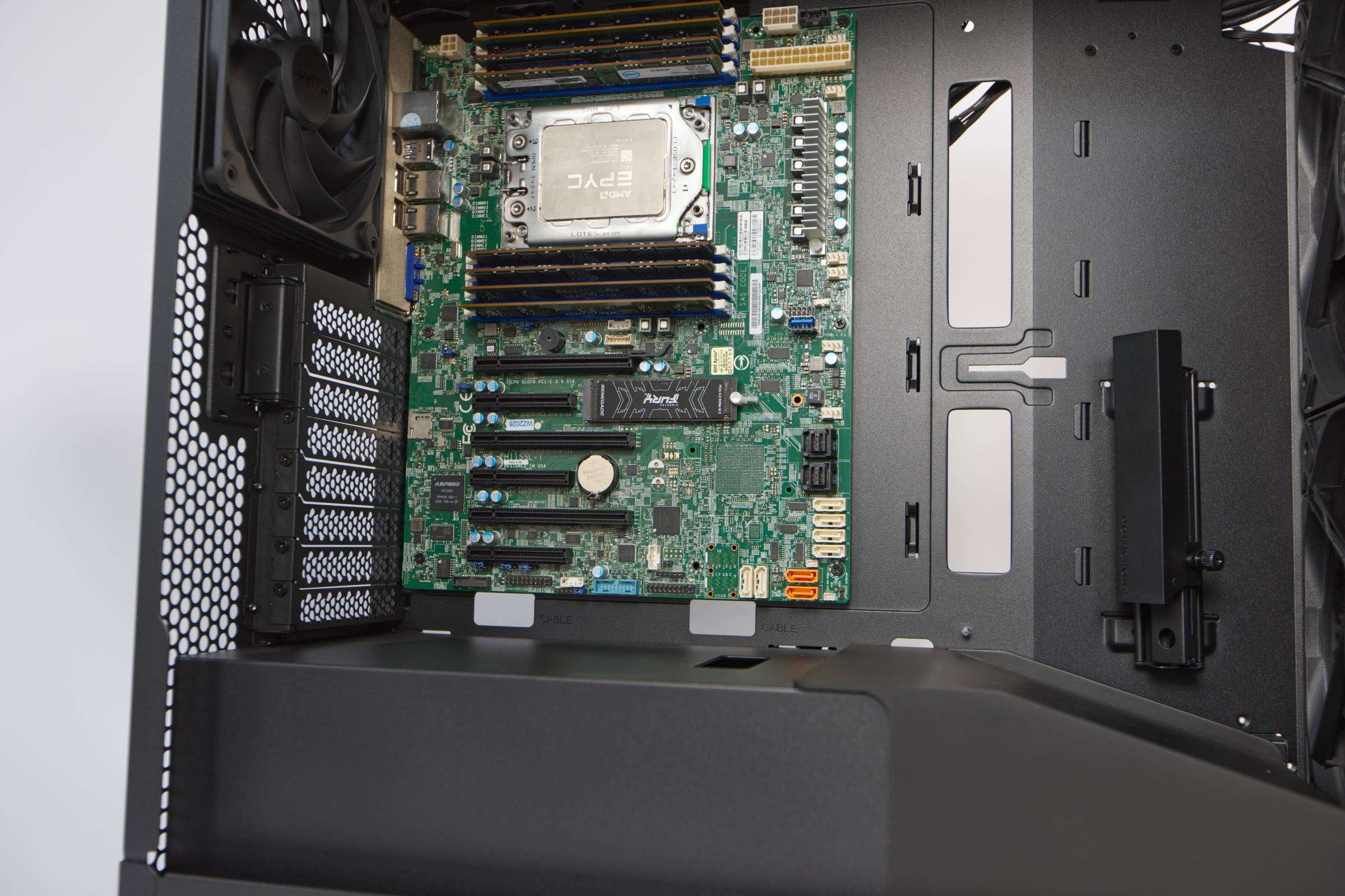 ASUS ProArt PA602 Wood Edition mit ATX Board ASUS ProArt PA602 Wood Edition mit ATX Board