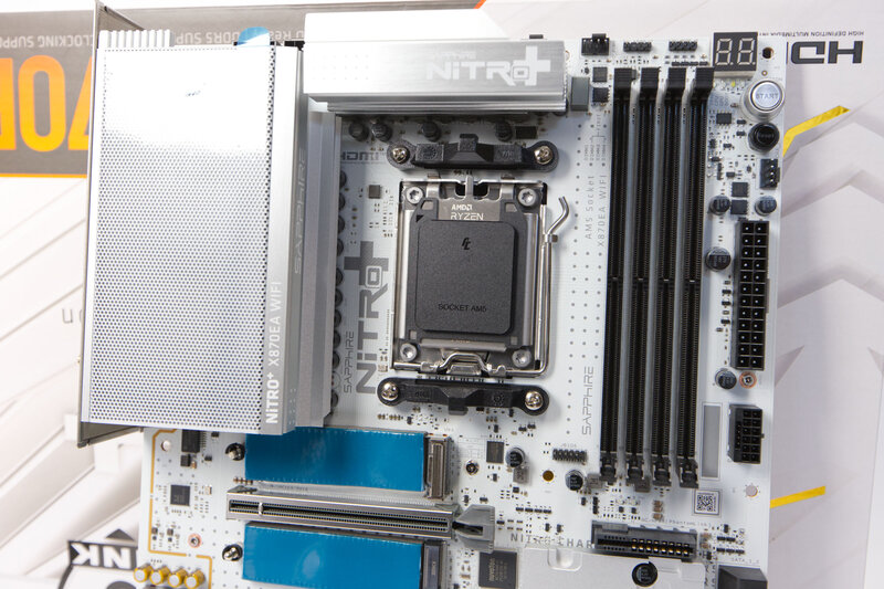 Sapphire Nitro X870EA PhantomLink Polar Sockel AM5