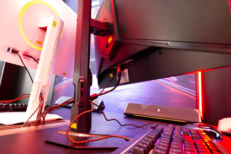 Acer Nitro XV275U Z2 Anschlüsse