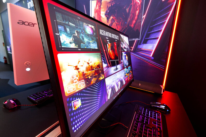 Acer Nitro XV275U Z2 Seite