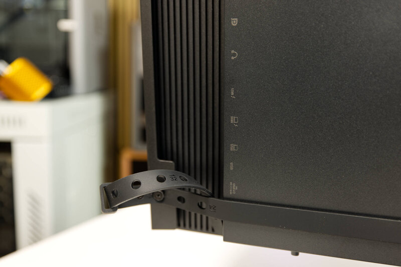 ASUS ProArt Display OLED PA27USD Light Shield Mounting Bracket ASUS ProArt Display OLED PA27USD Light Shield Mounting Bracket