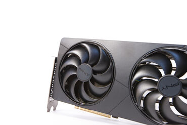 PNY GeForce RTX 5080 SLIM OC Fan Design PNY GeForce RTX 5080 SLIM OC Fan Design